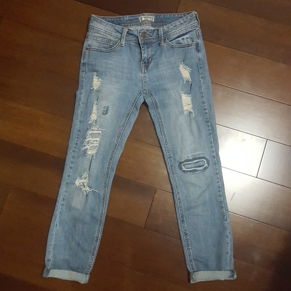 Low rise Blue washed out jeans